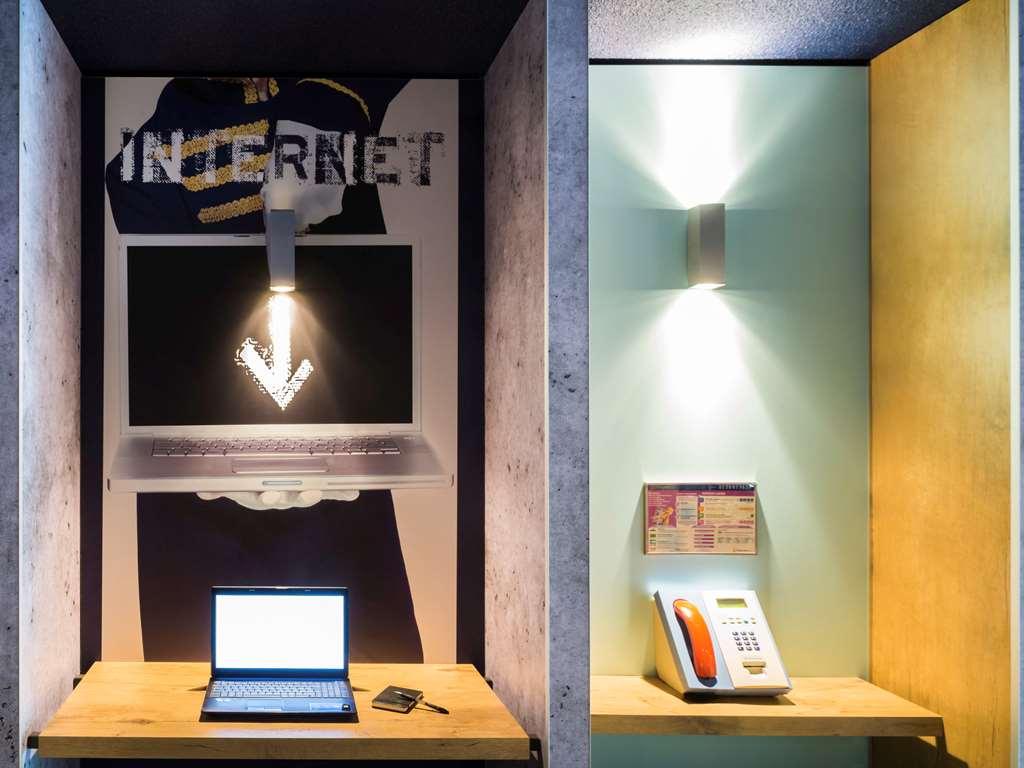 Ibis Budget Nantes Nord Saint Herblain Exteriör bild