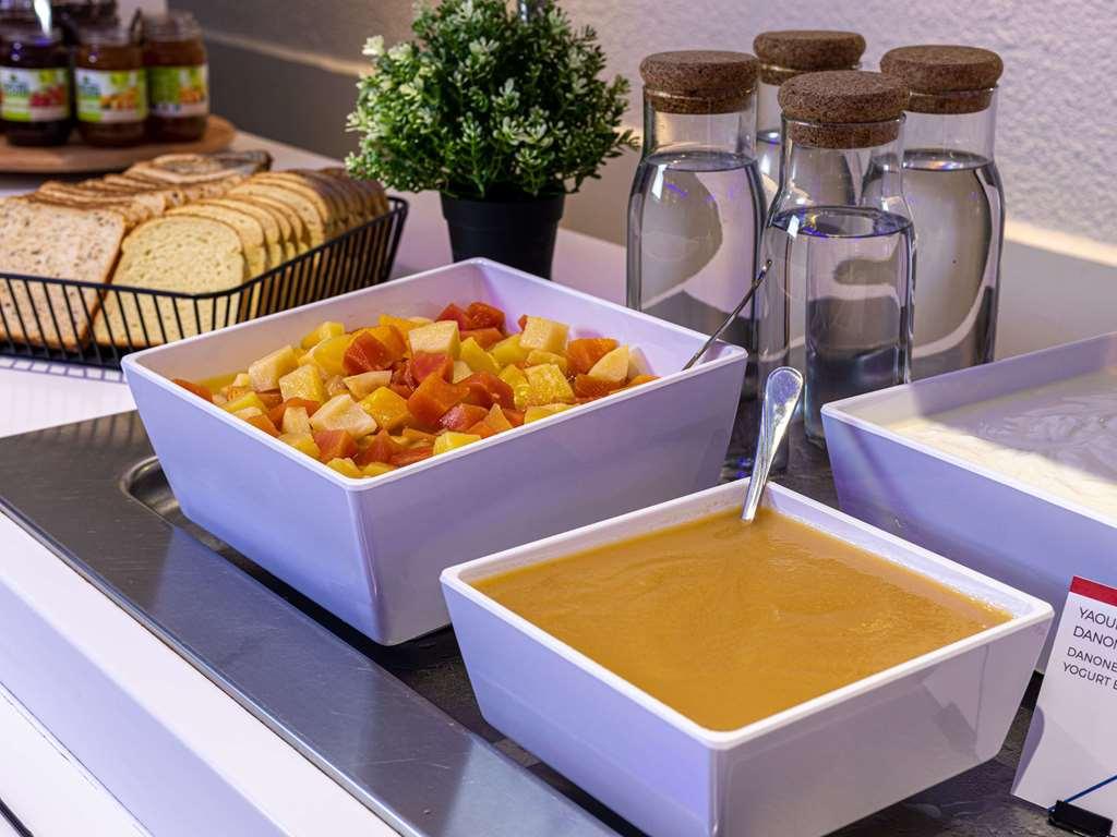 Ibis Budget Nantes Nord Saint Herblain Restaurang bild